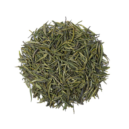 Premium Enshi Gongya Green Tea from Hubei, China, featuring delicate tea buds and slender loose leaves with a fresh green color and elegant appearance