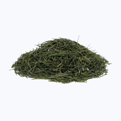 Loose leaf Enshi Yulu green tea, a premium high-mountain Chinese green tea from Enshi, Hubei